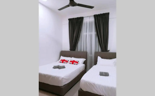 W7Homestay GoldenHill NightMarket
