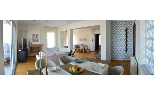 Boutique Penthouse next to Stavros Niarchos Foundation