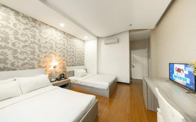 Hong Vina Ben Thanh Hotel