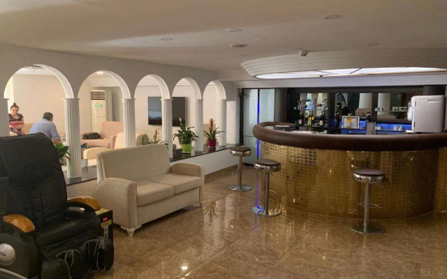 Kecik Hotel