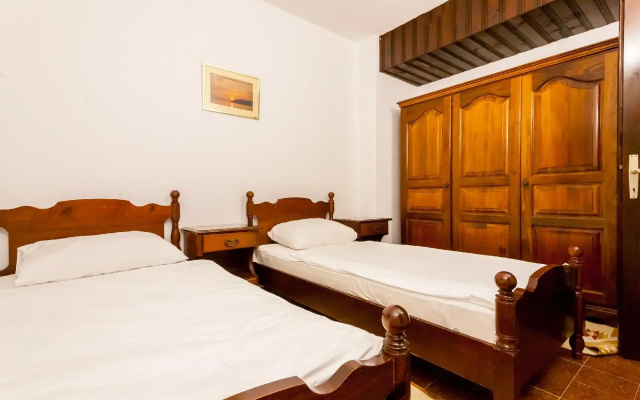Hotel Kulla e Balshajve