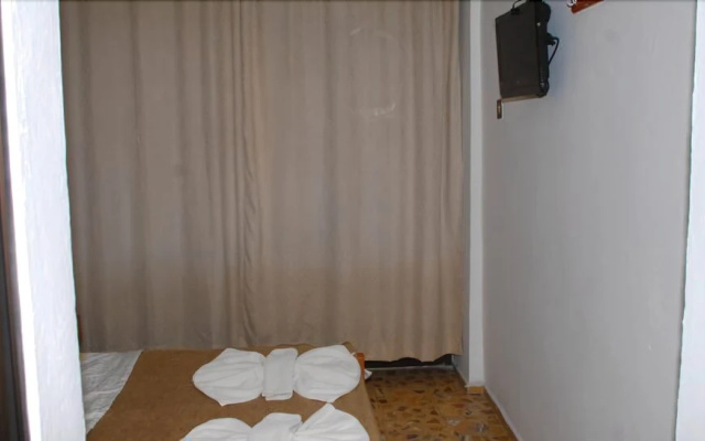 Pak Hotel