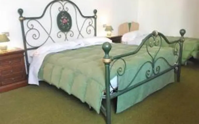 Hotel Lo Scudo