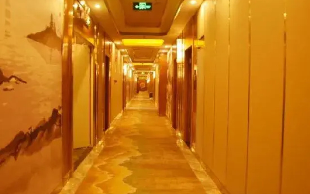 Dilong Hotel