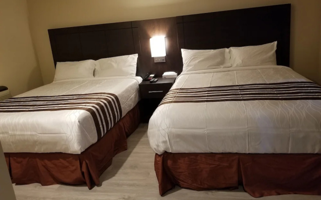 Silver Maple Motel