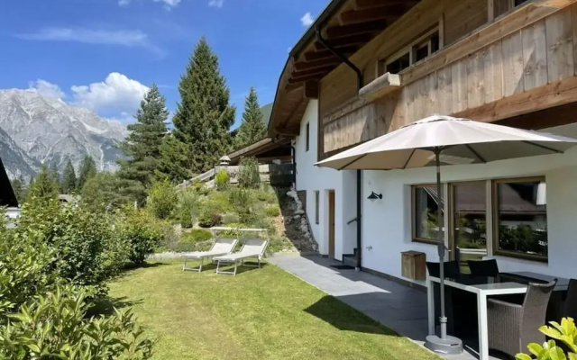 Holiday Apartment Alpengluhen