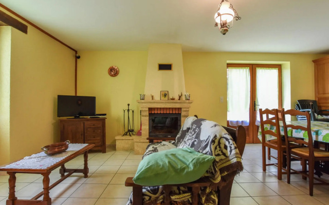 Holiday Home With Private Garden