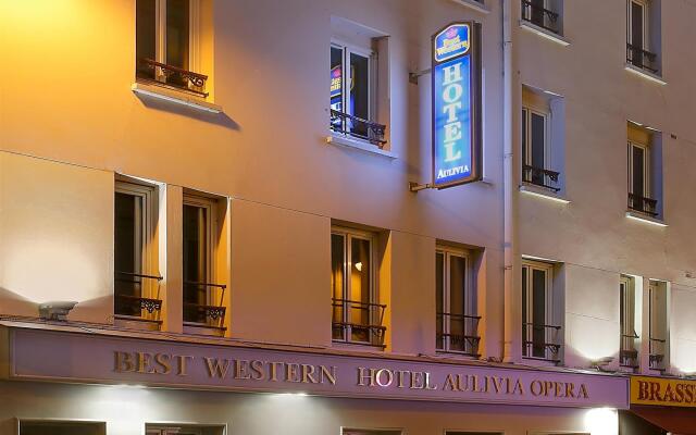 Отель Best Western Aulivia Opera вид на фасад