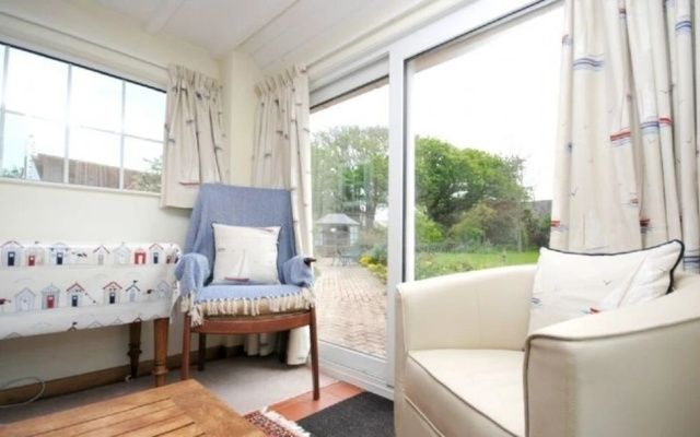 Aura Favoni, West Wittering 30323