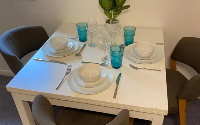 1 bedroom apartment with own entrance and parking space