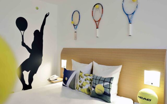 Отель Novotel Budapest City вид на фасад