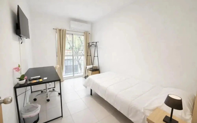 Alicante Beach Hostel