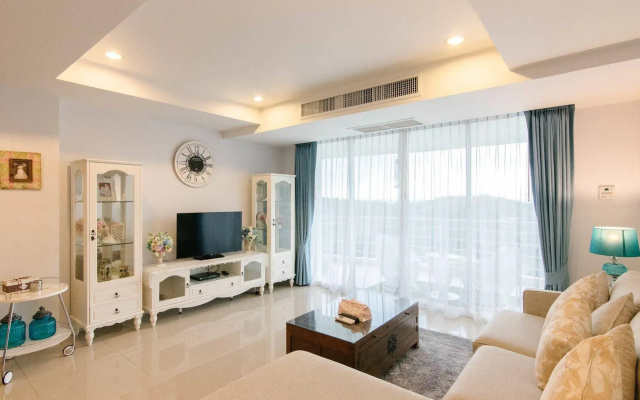 SeaRidge Hua Hin Resort & Pool Villa