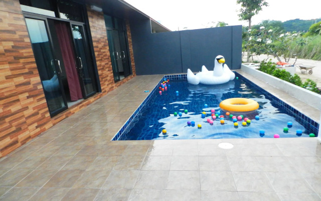 Cha-am Pool Station