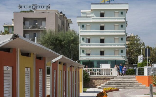 Hotel Levante Римини вид на фасад