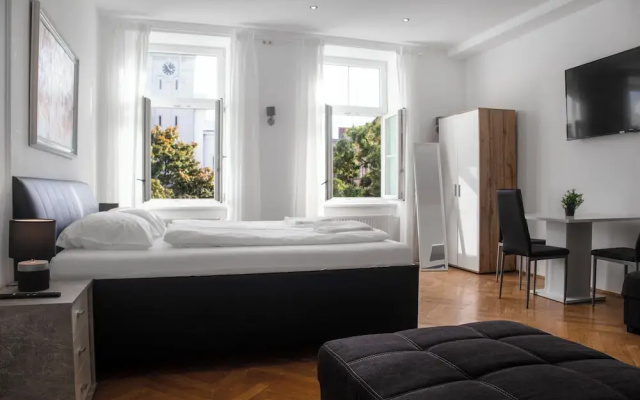 Spacious 7BR Apartment Hauptbahnhof