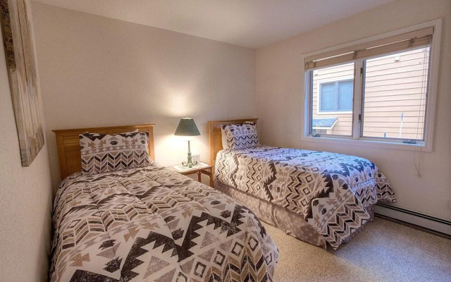 Delighful McCloud by Lake Tahoe Accommodations
