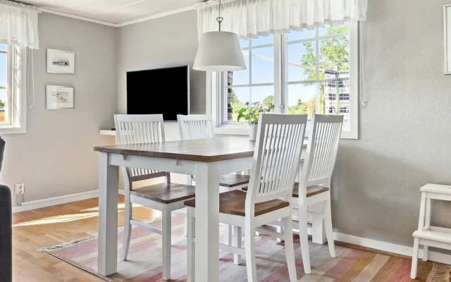 4 Person Holiday Home in Lottorp