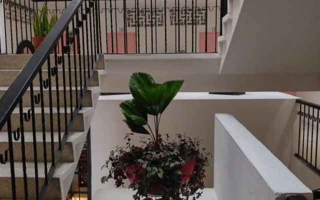 Tropicus 20 Romantic Zone Estudio Room with Balcony