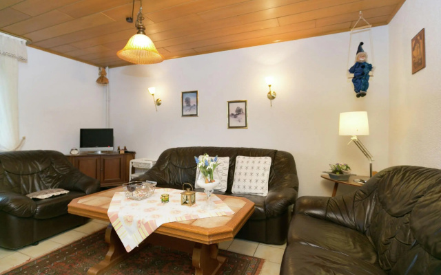 Apartment in Winnen Near Forest
