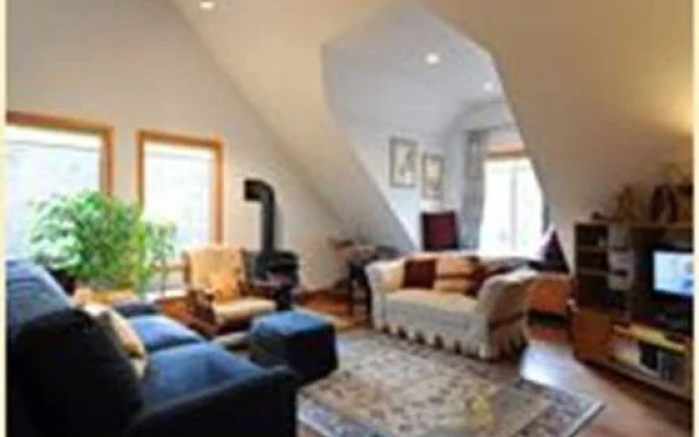 Royston House Bed And Breakfast