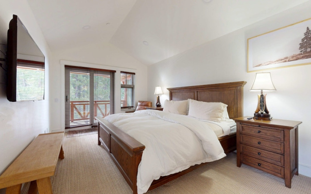 Juniper Crest Townhomes at Mammoth Lakes