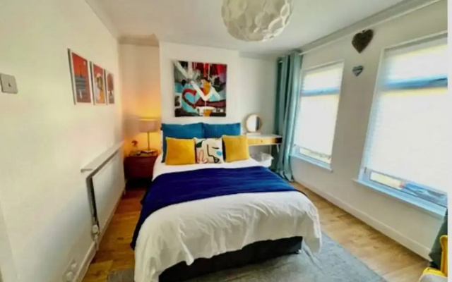 Traditional Belfast House 10 Mins From City Centre