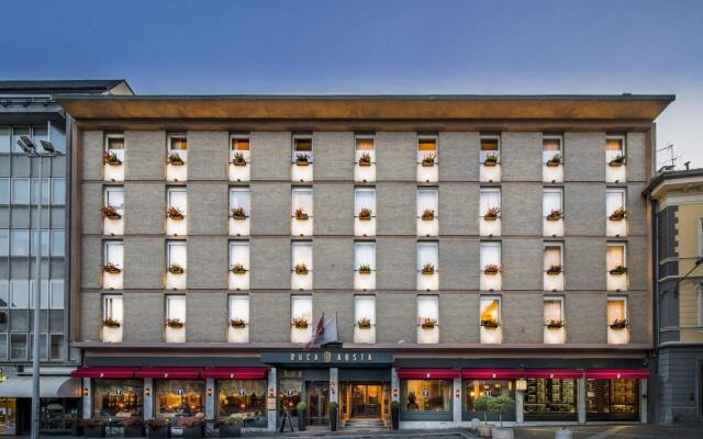 Hotel Duca D'Aosta Аоста вид на фасад
