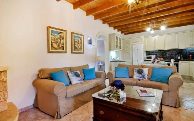Almyros Garden House