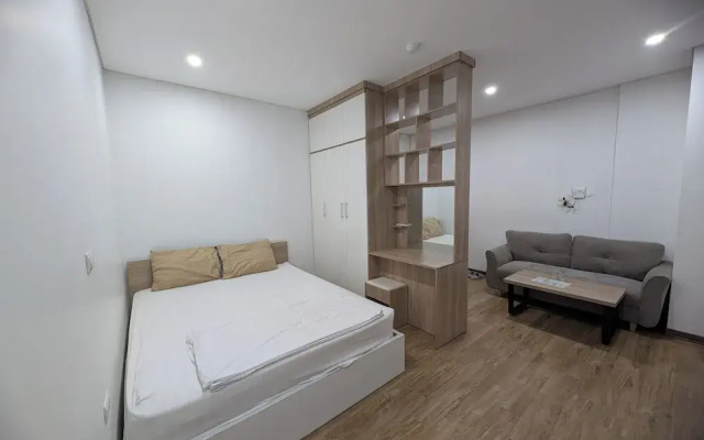 Era Apartment Lac Long Quan