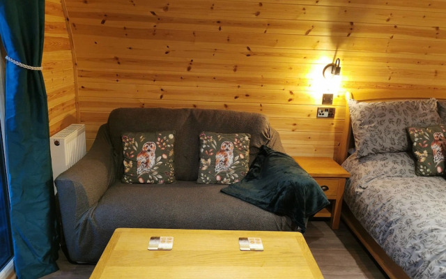 Lodge 2