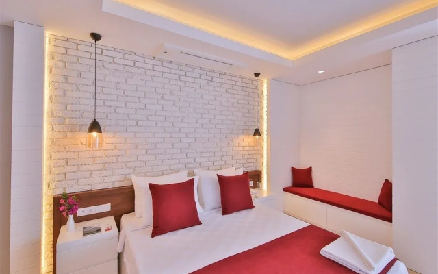 Lale Hotel