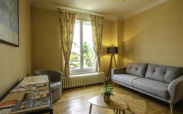 Gîte Saint-Julien-les-Villas, 3 pièces, 5 personnes - FR-1-543-215