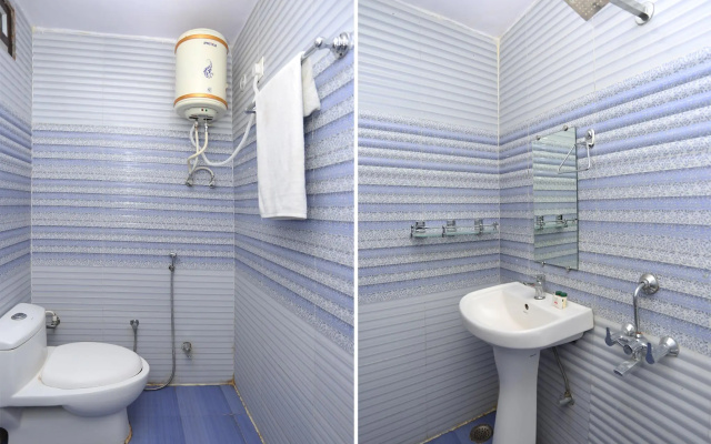 OYO 22662 Hotel Shivam