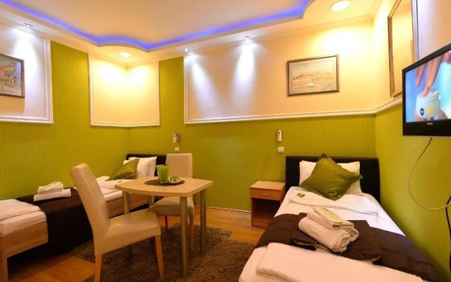 Guest Accommodation TAL Centar