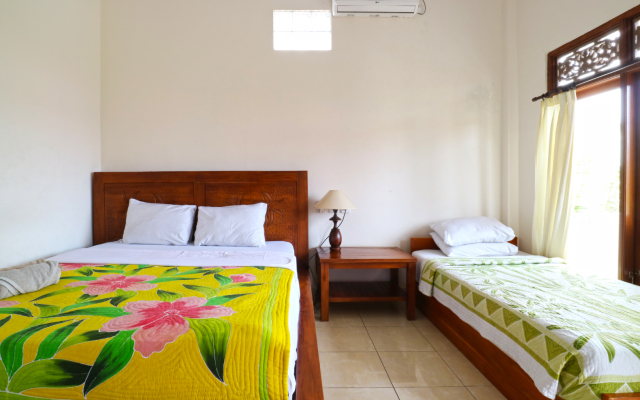 Puji Hostel And Bungalow Ubud
