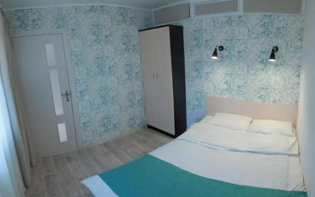 Apartment Dunaeva 45