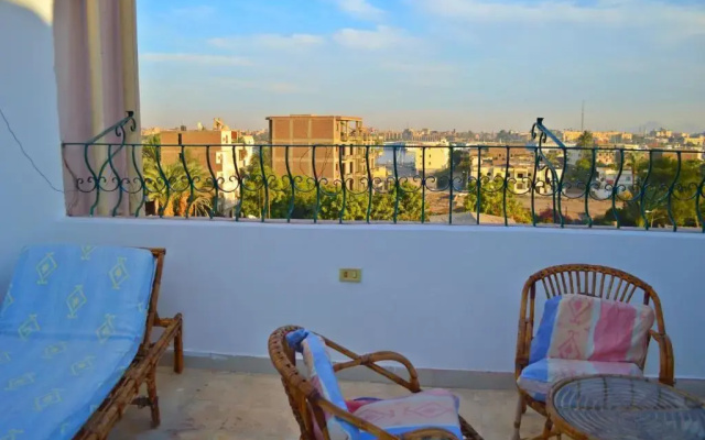 Farida Apartments