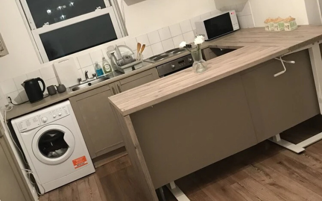 Charming 3-bed Flat in London