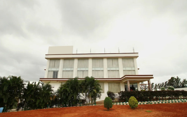 Capital O 16429 New Milestone hotel