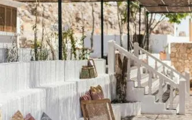 Aparthotel 4 stars Lindos