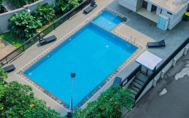 Comfy And Spacious 2br Callia Apartment