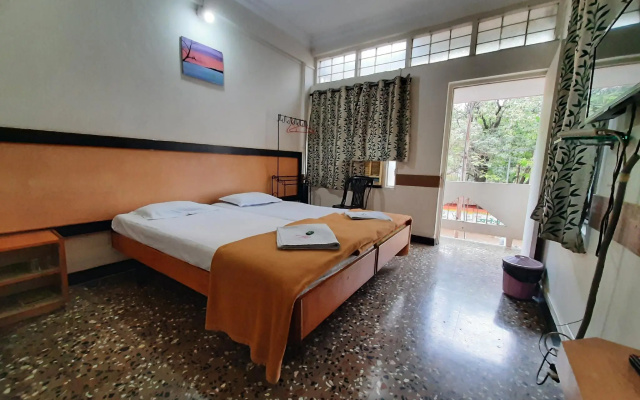 Hotel Ashray Residency