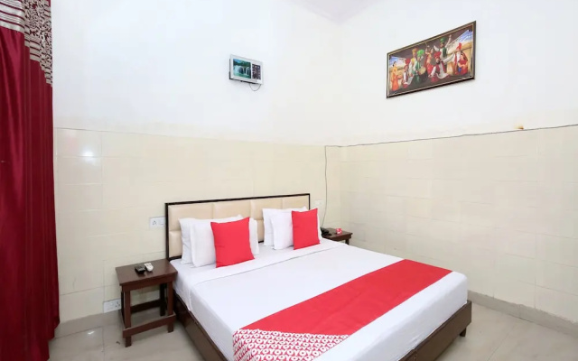 OYO 12934 Hotel Shivjot