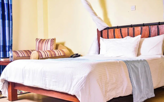 Meru Paramount Hotel