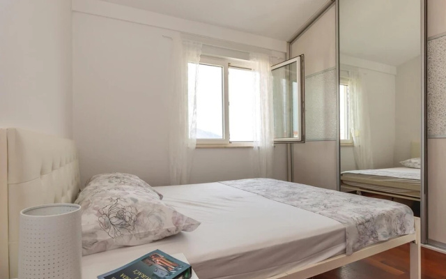 Amazing Apartment in Metkovic With Wifi and 2 Bedrooms