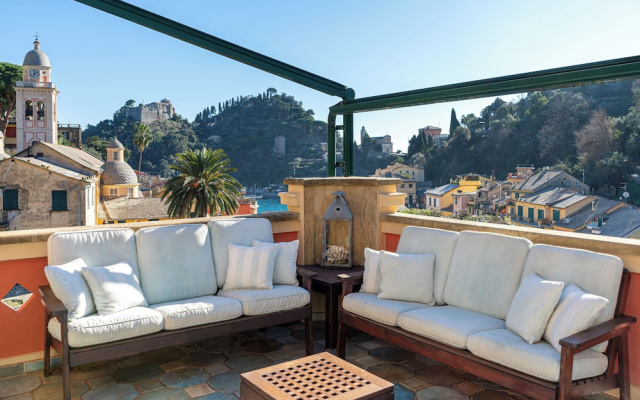 Lovely 2-Bedroom Flat - Sea View Terrace