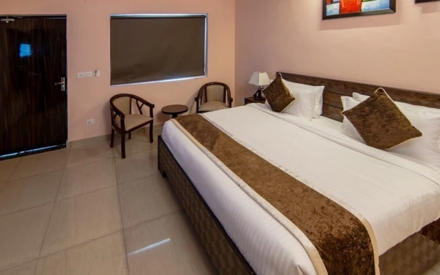 D Clarks Inn -Jim Corbett