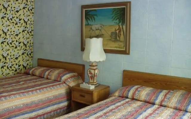 Windsor Motel