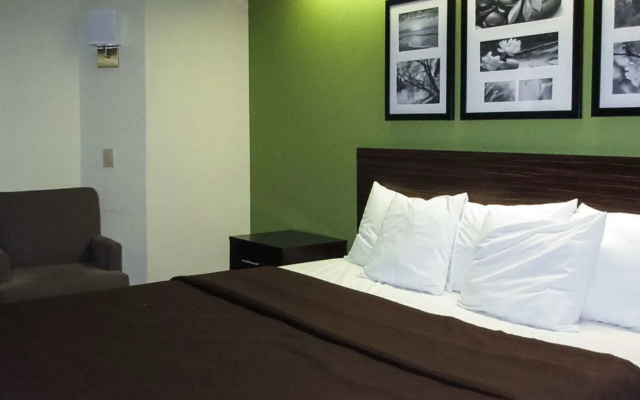 Ramada by Wyndham Albany GA